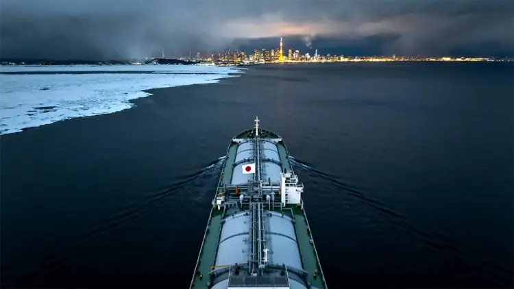 Ban LNG Imports from Russia