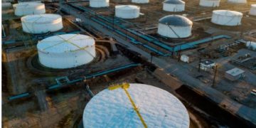 Oil prices increase due to less than expected rise in US stockpiles