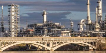 Calumet partners with Burns & McDonnell for renewable diesel project