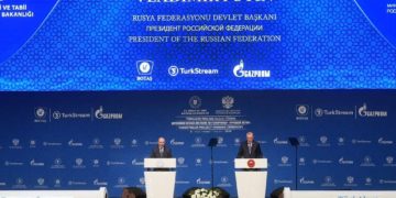 TurkStream gas pipeline officially launched in grand ceremony