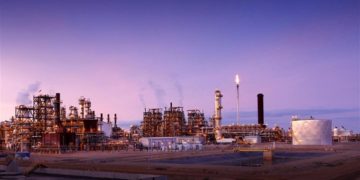 Canada restarts 200,000+ barrels of shut-in oil sands production