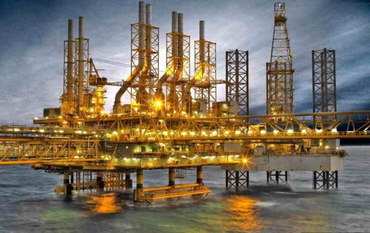 DSME wins $635 million order to build platform for Qatars giant oil field